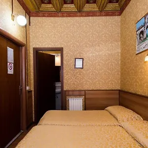 ** Hotel Artromano Italy