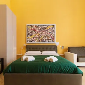  Guest house Trinita In Toledo Street Italy